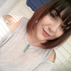 Meet your Posher, Holli